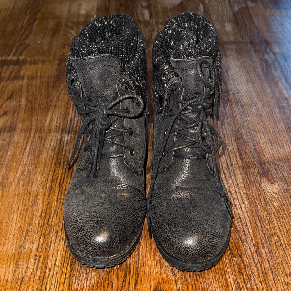 Stylish Black Knit-Cuff Combat Boots